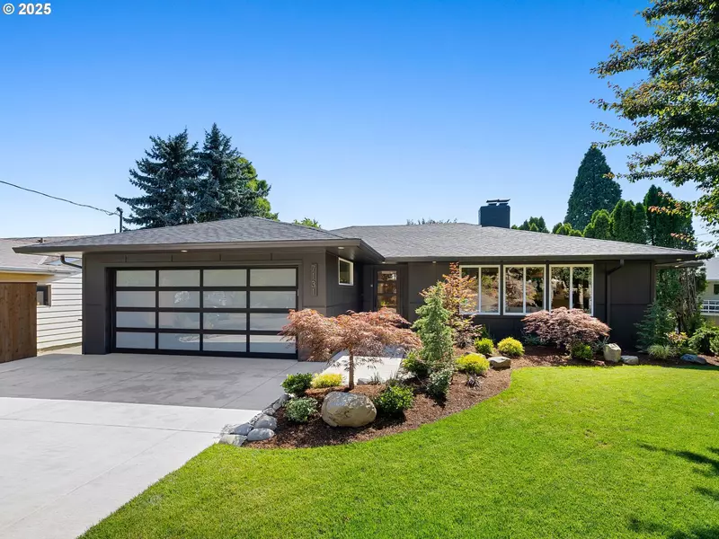 7131 SW 12TH AVE, Portland, OR 97219