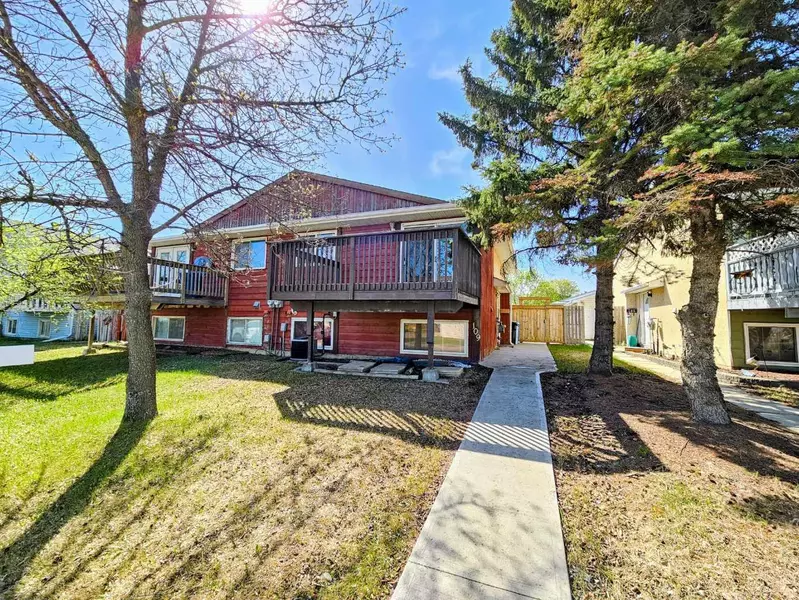 109 Sitka DR, Fort Mcmurray, AB T9H 3C1