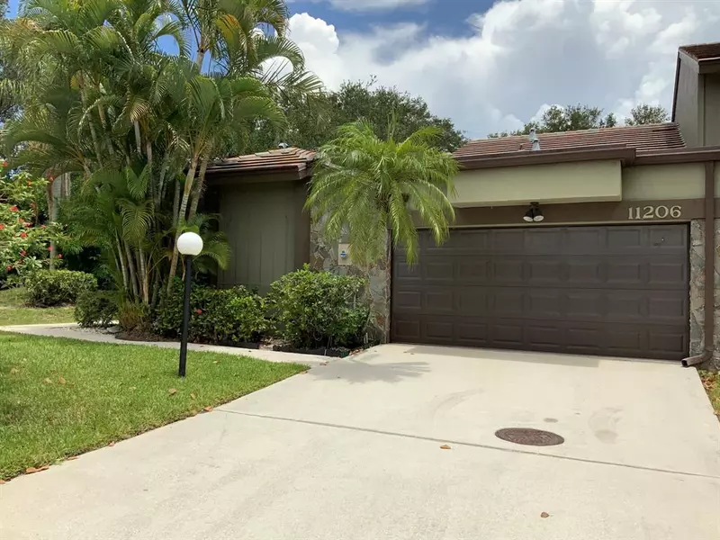 11206 Thyme Dr, Palm Beach Gardens, FL 33418