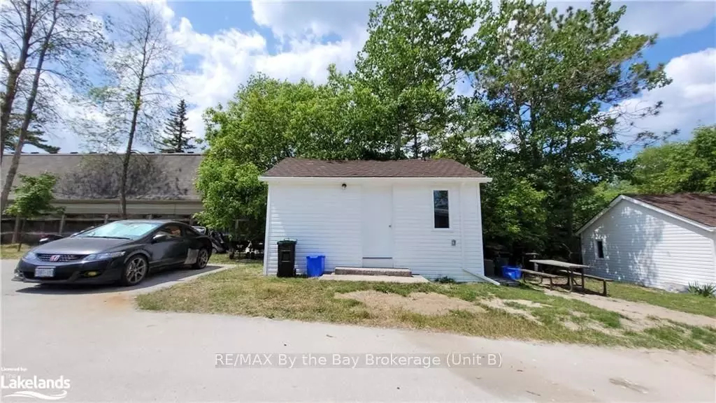 Wasaga Beach, ON L9Z 2L7,280 RIVER RD E #D04