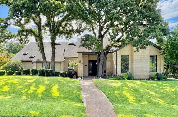 450 Craig Circle, Highland Village, TX 75077