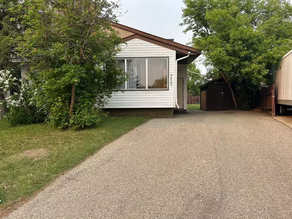 7113 99A ST, Grande Prairie, AB T8V 5T6