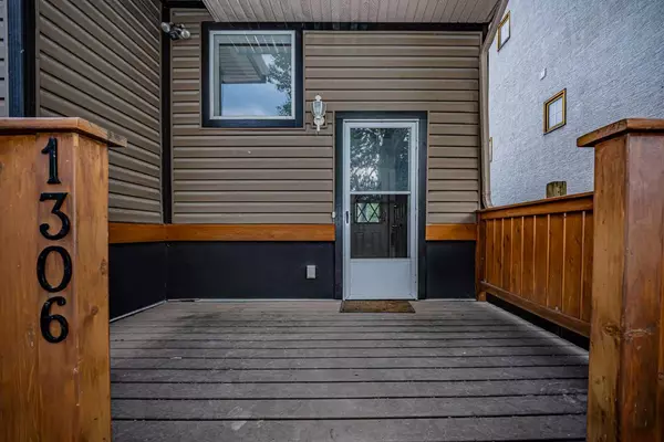 Canmore, AB T1W 1M4,1306 1 AVE