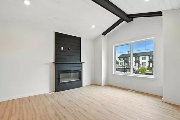Lacombe, AB T4L 0J9,62 Metcalf WAY
