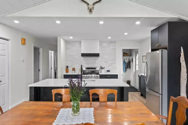 Okotoks, AB T1S1C8,104 Thorson CRES