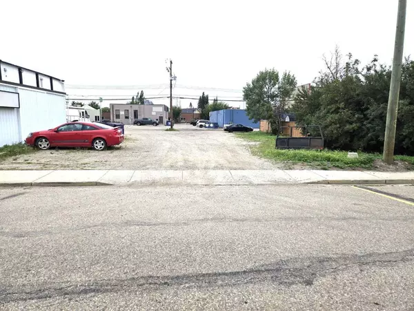 4920 49 ST W, Innisfail, AB T4G 1N2