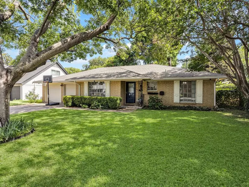 1318 Paisley Drive, Arlington, TX 76015