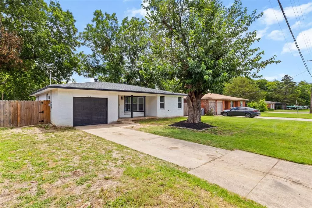 Benbrook, TX 76126,1035 Warden Street