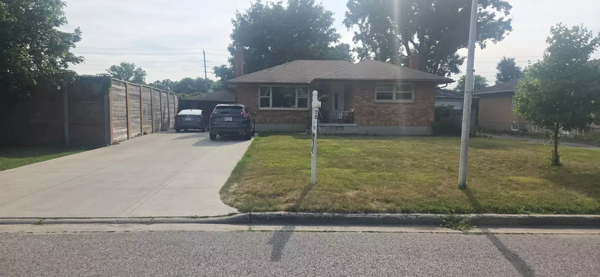 London East, ON N5V 2H6,21 Irving PL