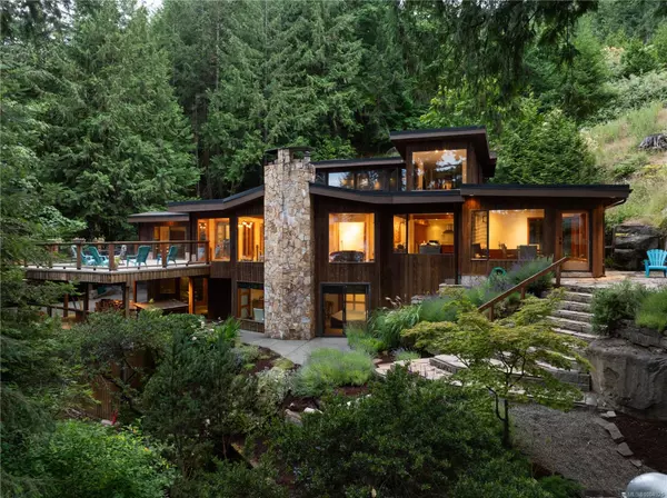 6160 Genoa Bay Rd, Duncan, BC V9Y 5L5