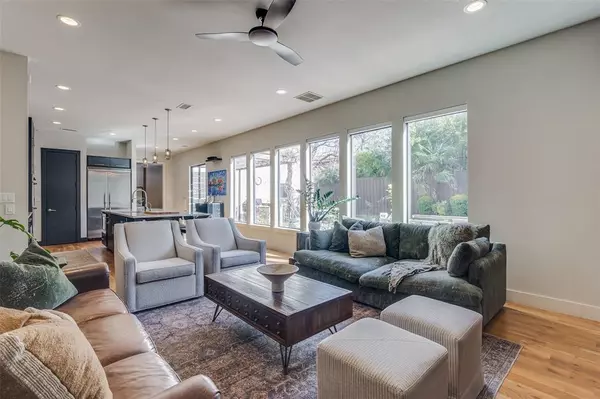 Dallas, TX 75209,8715 Rexford Drive