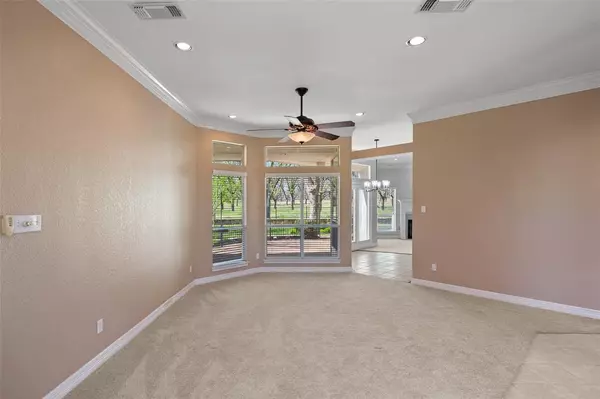 Granbury, TX 76049,8609 Ravenswood Road