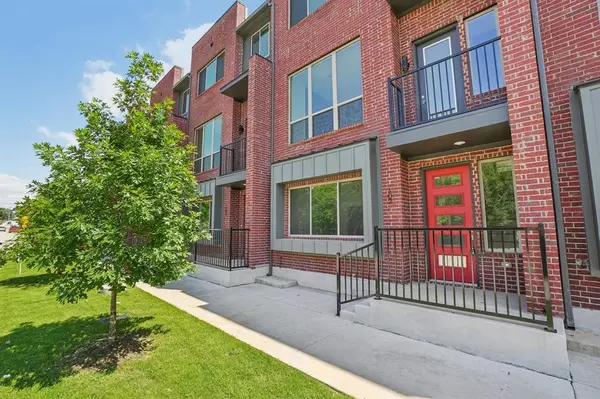 Farmers Branch, TX 75234,2524 Havenhurst Street #102