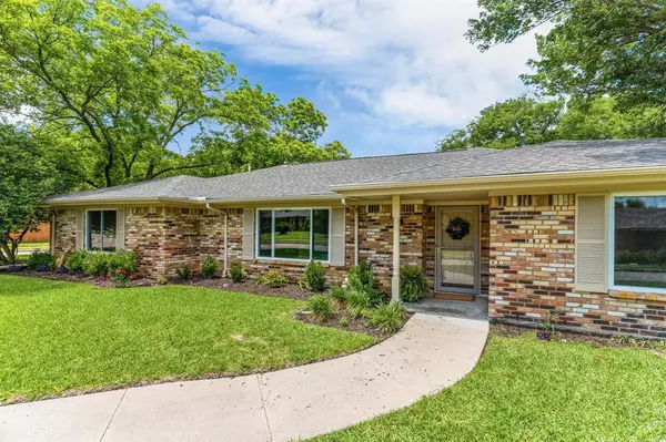 Plano, TX 75075,2029 Westridge Drive