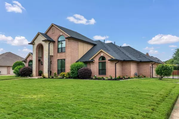 Southlake, TX 76092,708 Dove Creek Trail