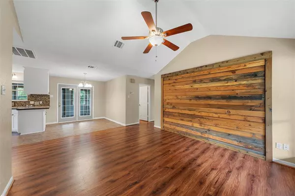 Woodway, TX 76712,943 Randy Drive