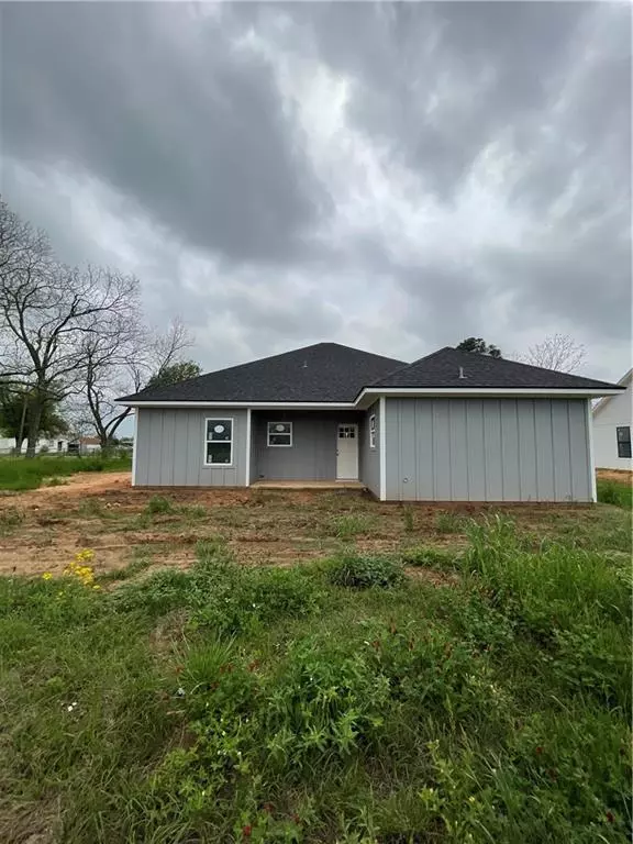 Bremond, TX 76629,412 E Hunt Street