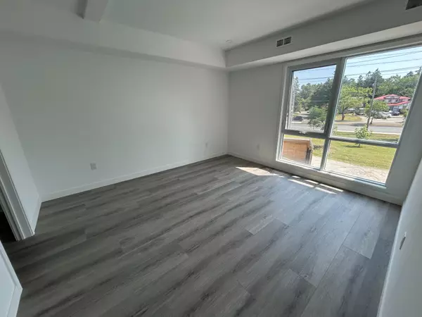 Toronto E10, ON M1E 0C8,61 Orchard Park DR #304