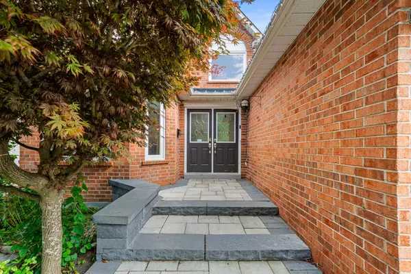 Richmond Hill, ON L4C 9K4,5 Stave CRES