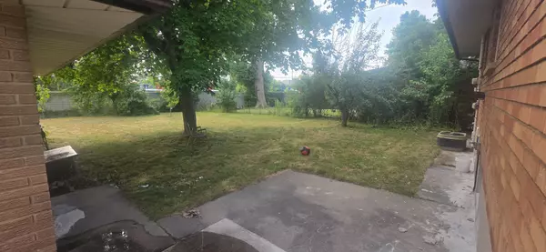 London East, ON N5V 2H6,21 Irving PL