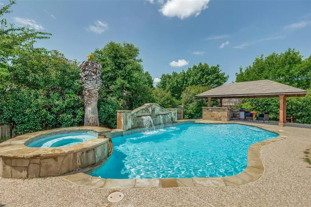 Grand Prairie, TX 75052,2953 Cheshire Way