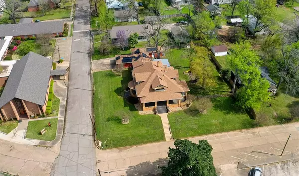 Winnsboro, TX 75494,210 W Elm Street