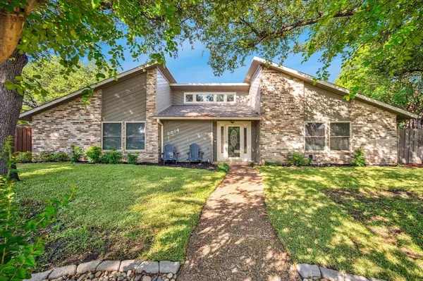 2814 Cheshire Circle, Carrollton, TX 75007