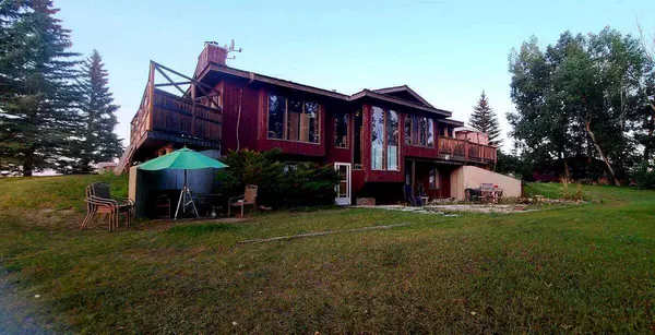 241054 Range Road 260, Rural Wheatland County, AB T1P 0Y6