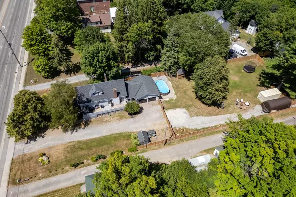 Clarington, ON L1E 2J3,79 Townline RD N
