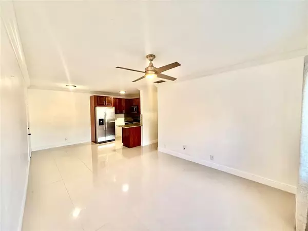 299 SW 7th St #101a, Boca Raton, FL 33432