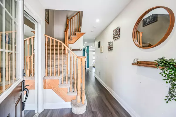 Hamilton, ON L9A 0B2,39 Newport CRES