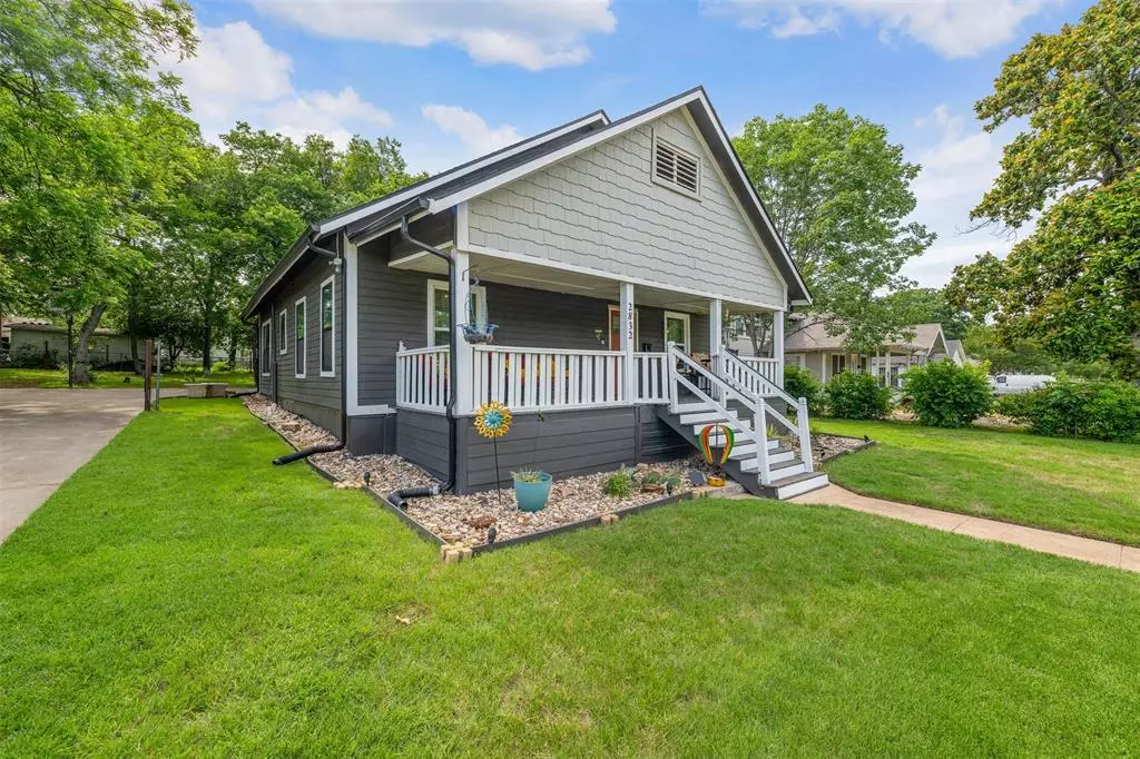 Fort Worth, TX 76112,2832 Forest Avenue