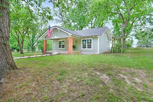 Winnsboro, TX 75494,913 Church Street
