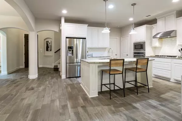 Lewisville, TX 75056,204 Highwood Trail