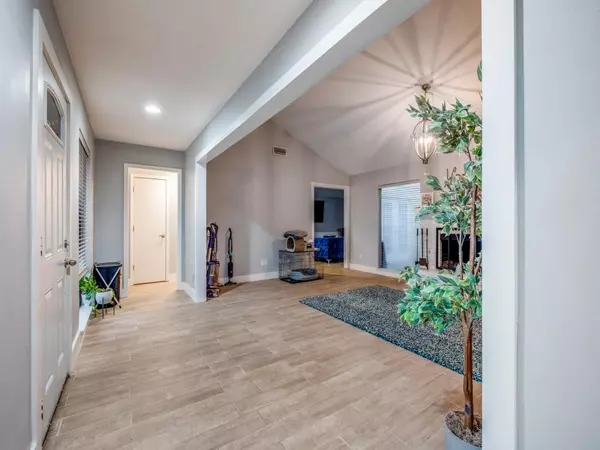 Dallas, TX 75227,7135 Elliott Drive