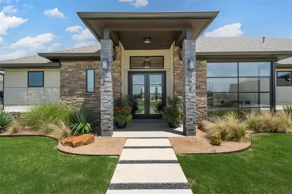 Mcgregor, TX 76657,904 Glorietta Drive