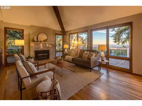 Lake Oswego, OR 97035,2 NANSEN SUMMIT