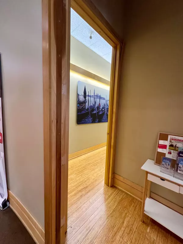 Toronto C13, ON M3B 2R2,3-25 Scarsdale RD #Studio #3