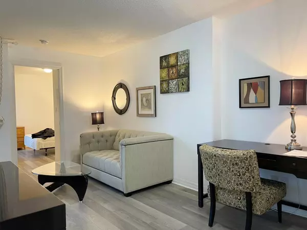Toronto C15, ON M2J 1W6,2015 Sheppard AVE E #210