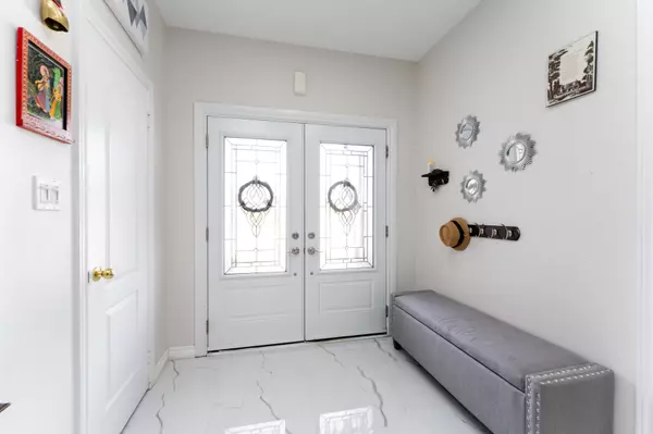 Essa, ON L0M 1B1,23 Mancini DR