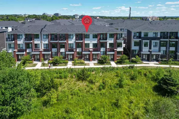 30 Nine Mile LN, Richmond Hill, ON L4C 5S6