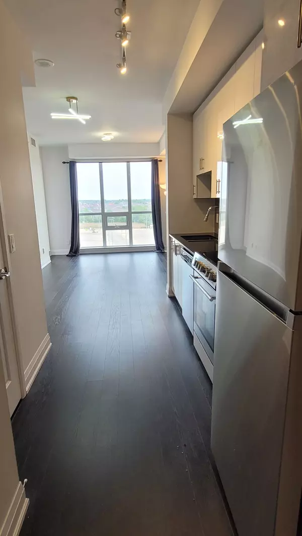 Markham, ON L6E 0H8,9582 Markham RD #810