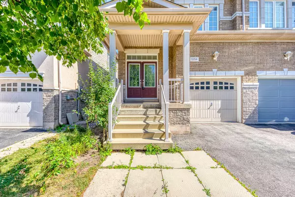 Oakville, ON L6H 0B6,1254 Craigleith RD