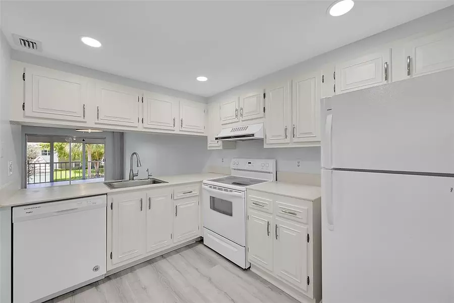 2704 Nassau Bnd #H2, Coconut Creek, FL 33066