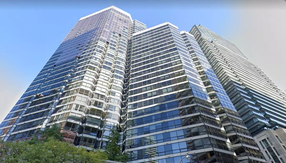 Toronto C01, ON M5S 3A6,1001 Bay ST #912
