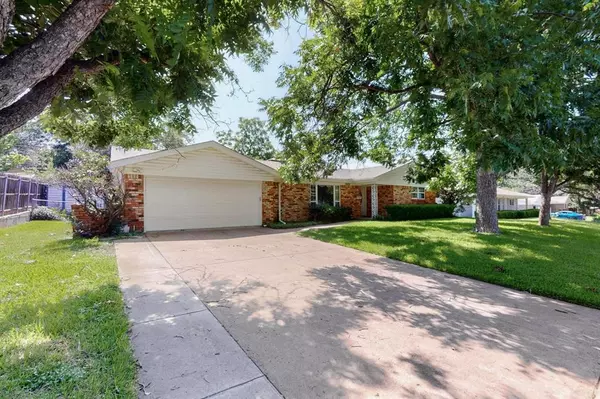 Benbrook, TX 76116,3809 Twilight Drive S
