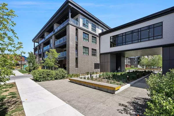 4275 Norford AVE Northwest #421, Calgary, AB T3B6M2