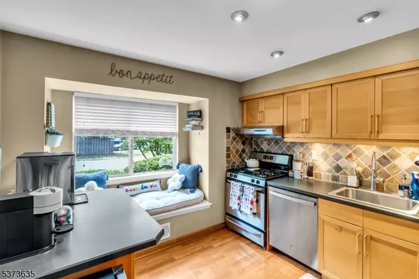Bridgewater Twp., NJ 08807,90 Chelsea Way