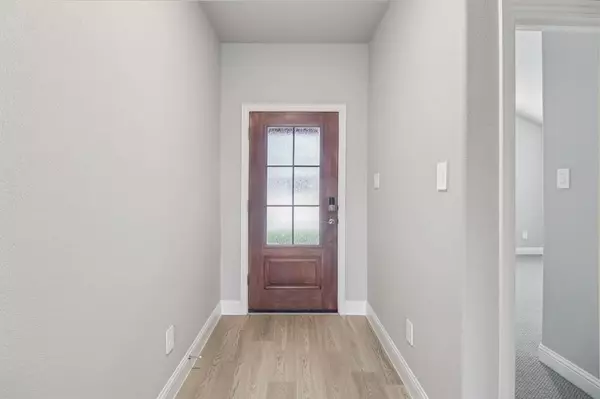 Fort Worth, TX 76036,6612 Valley Lake Lane