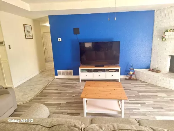 Arlington, TX 76001,4004 Cypress Springs Drive